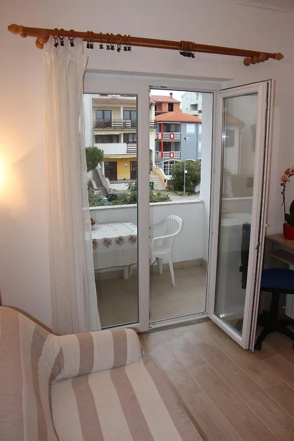 Apartment Dragun Pula
