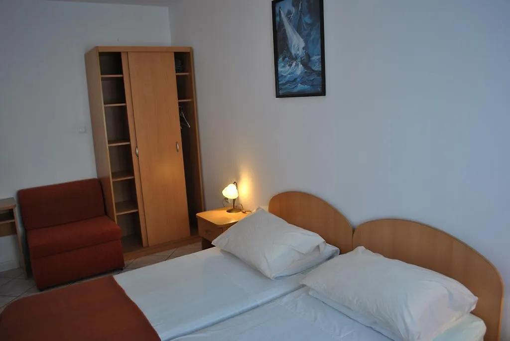 Apartment Dragun Pula