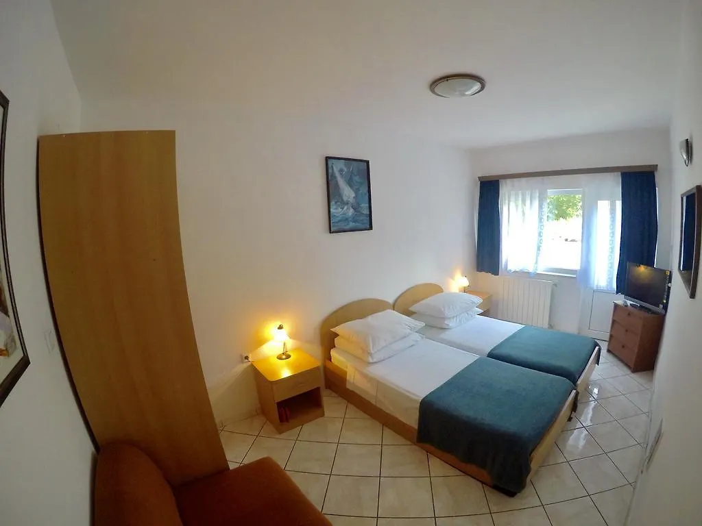 Apartment Dragun Pula 0*,  Chorwacja